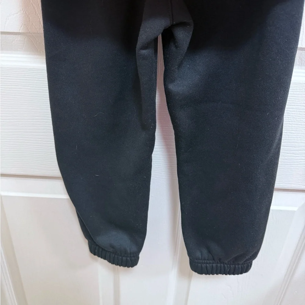 Nike Red Puffer Vest with Black Joggers, Size 4 - Picture 6 of 8